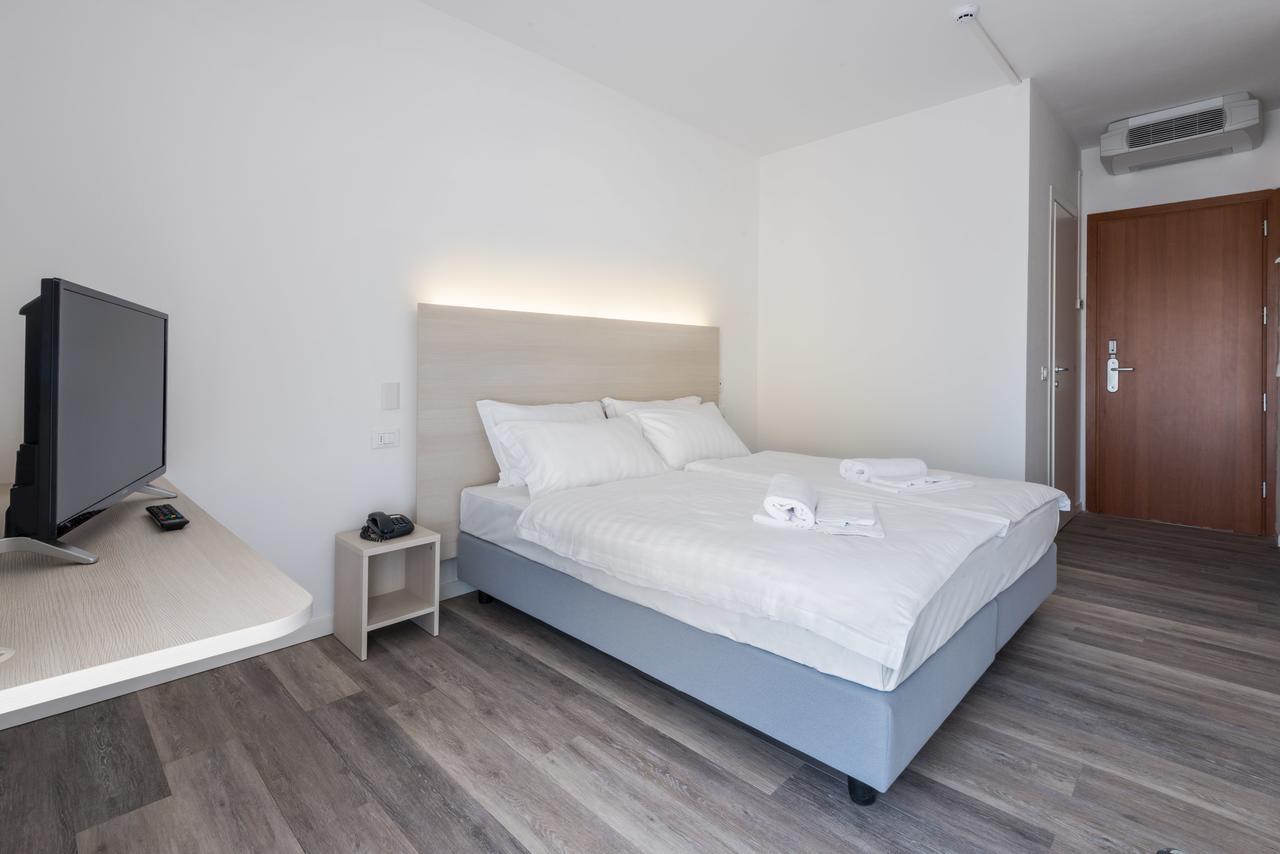 Hotel Internazionale Luino Buitenkant foto