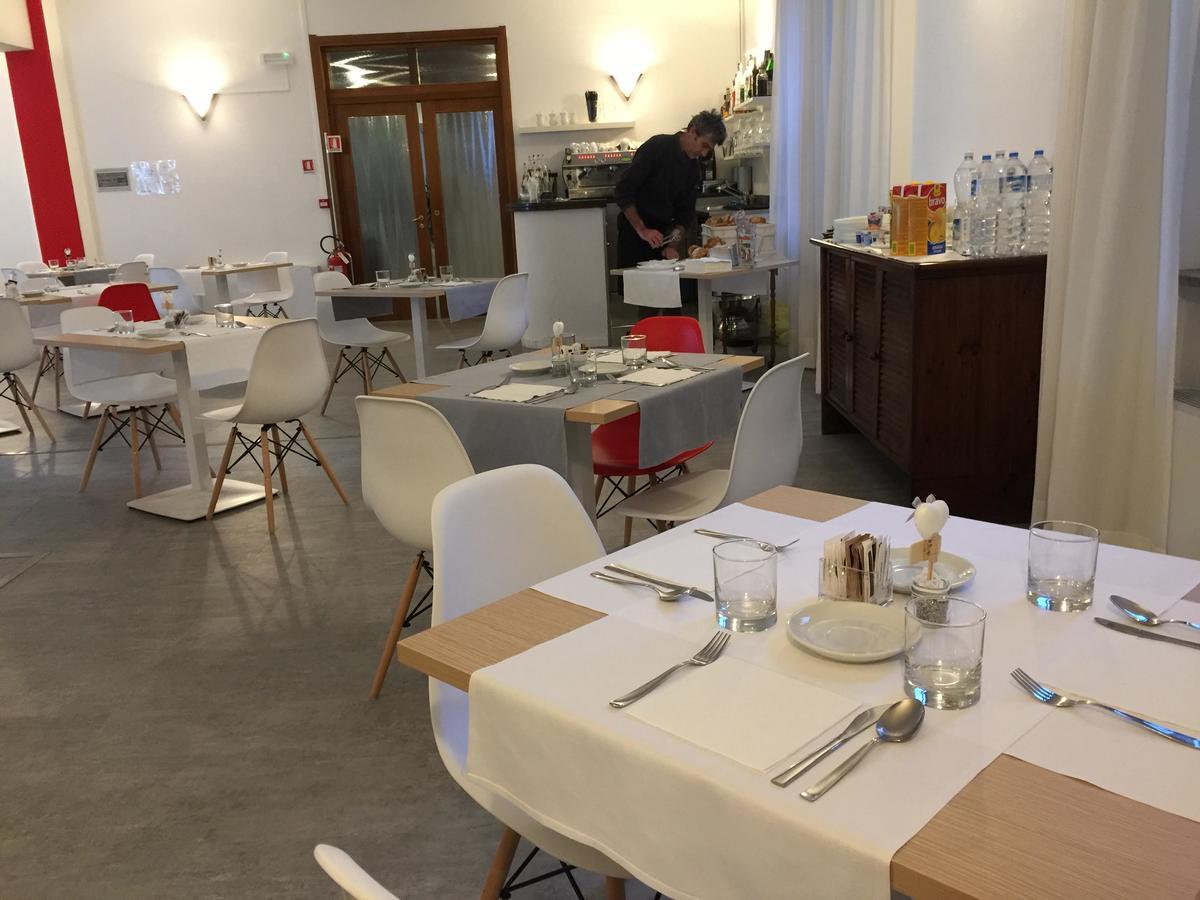 Hotel Internazionale Luino Buitenkant foto